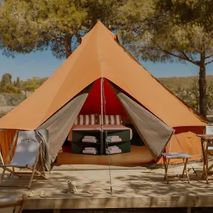 https://holacamp-barcelona.top-hotels-tarragona.com
